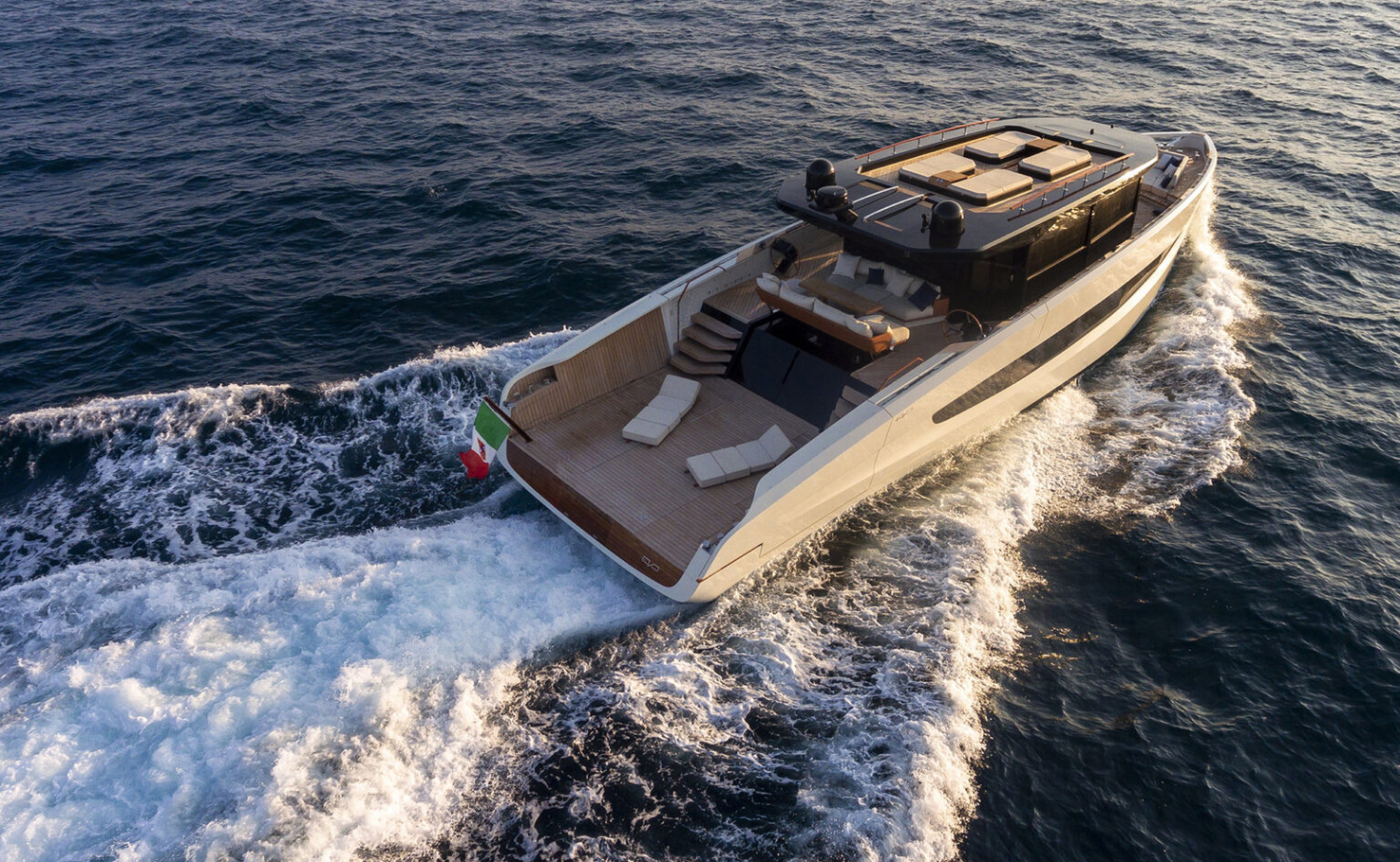 evo v8 MOTOR YACHT FOR SALE