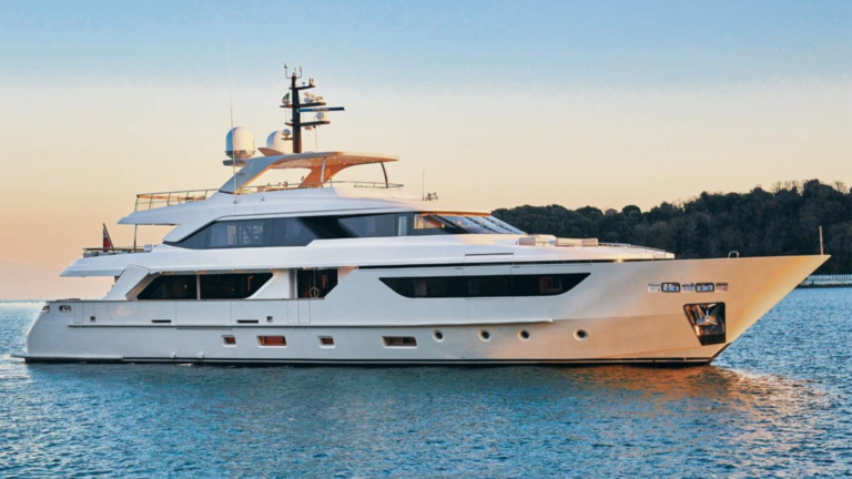 SANLORENZO SD126 Alegria Y for sale, Year 2018, new on the market ready for direct Delivery in Hong Kong – A Luxurious Marvel in the Seas .