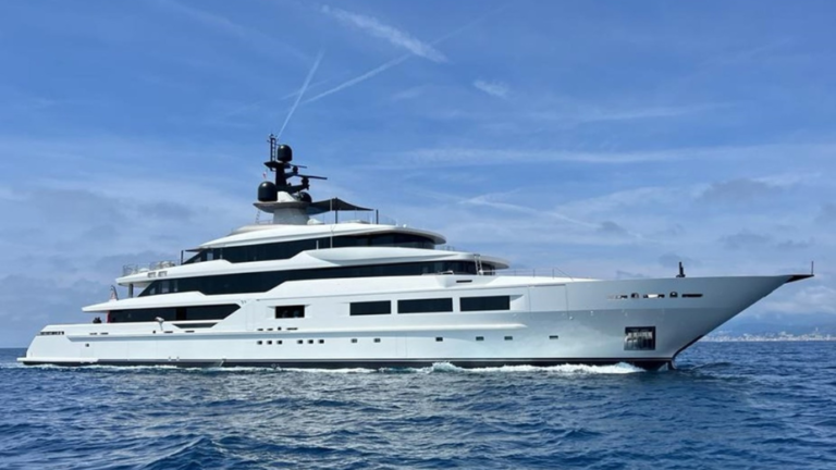 TANKOA YACHTS CASINO ROYALE YACHT FOR SALE