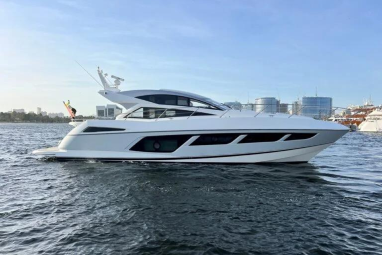 SUNSEEKER 57 PREDATOR Motor Yacht for sale, Year 2017, new on the market ready for direct Delivery Location: Dubai – Asking Price: ($1,263,861 USD EST.) €1,168,780 EUR