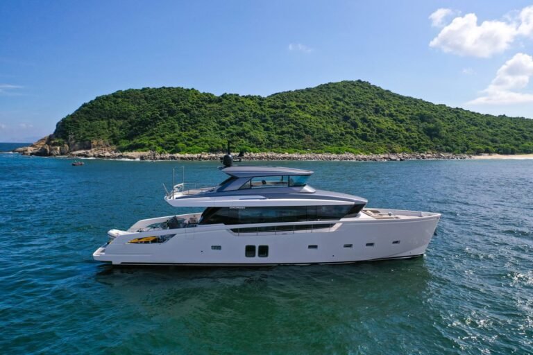 SANLORENZO SX76 Yacht for sale