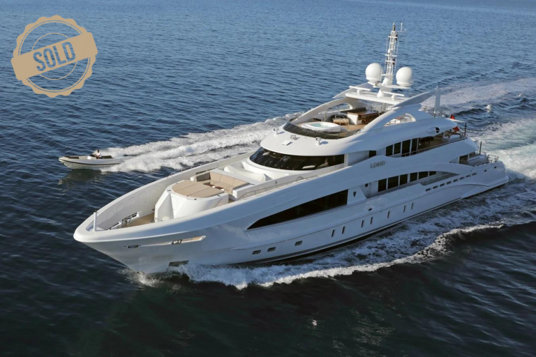 HEESEN YACHTS 163 COMO I 5000 SEMI-DISPLACEMENT Yacht for sale