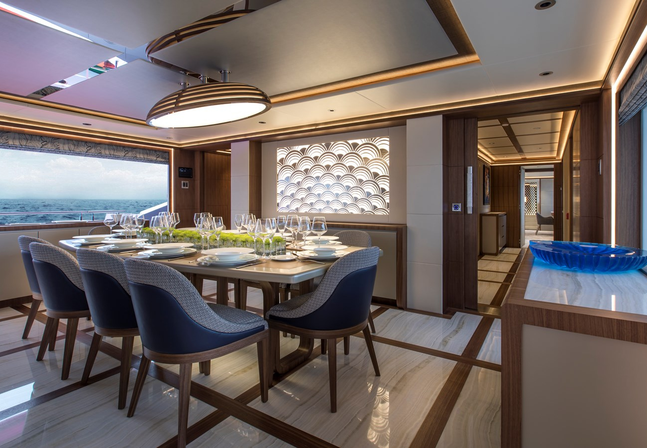 MAJESTY 140 YACHT FOR SALE | INTERIOR