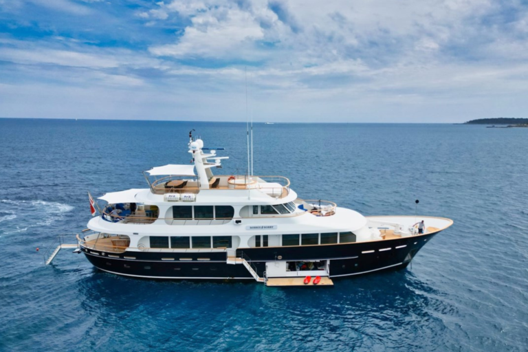 LYNX YACHTS 109 ROBBIE BOBBY YACHT FOR SALE