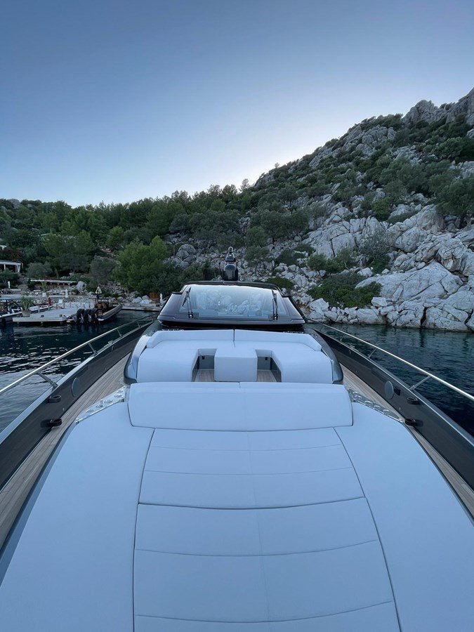 RIVA 68 DIABLE YACHT FOR SALE