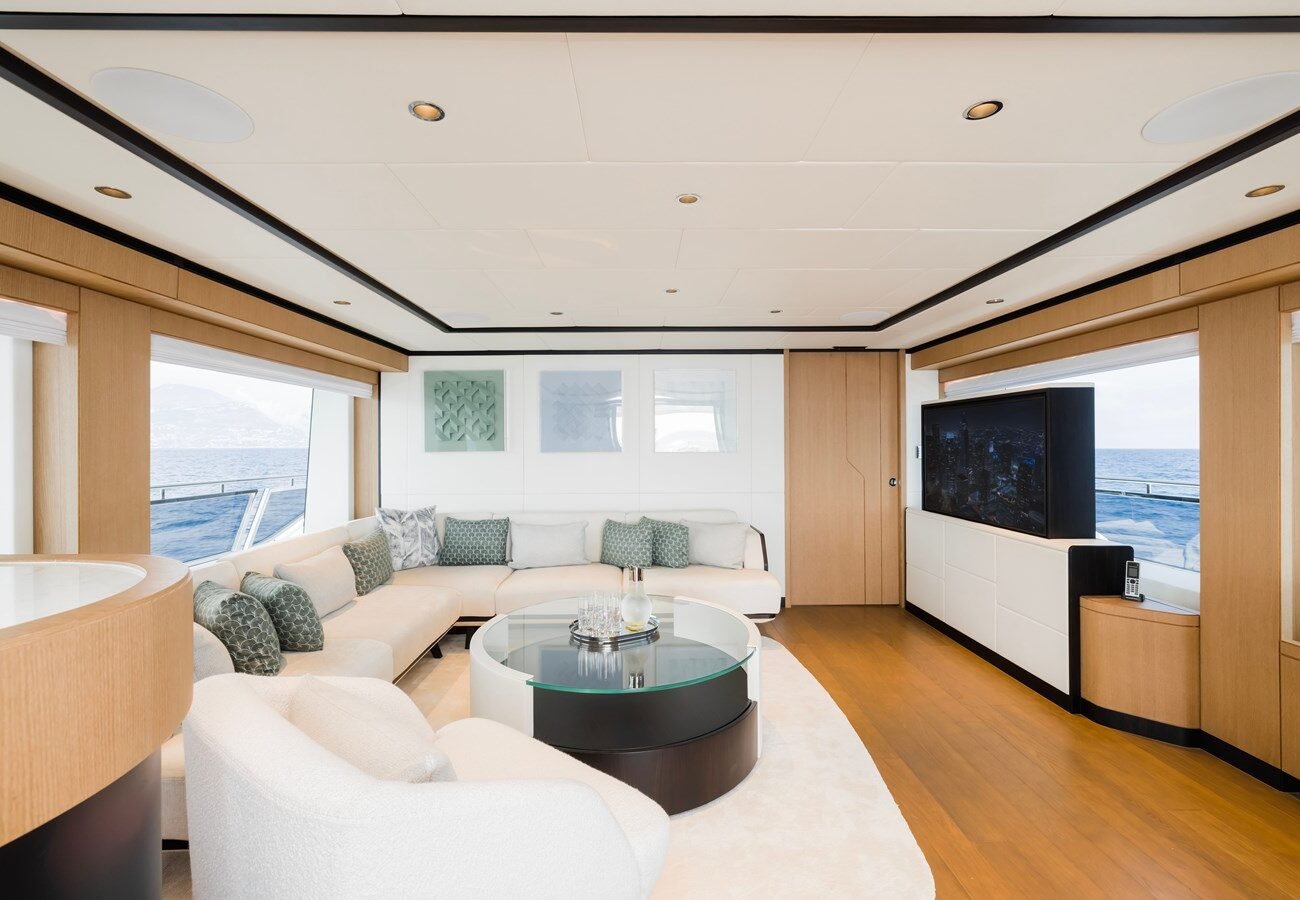 MAJESTY 120 YACHT FOR SALE | INTERIOR