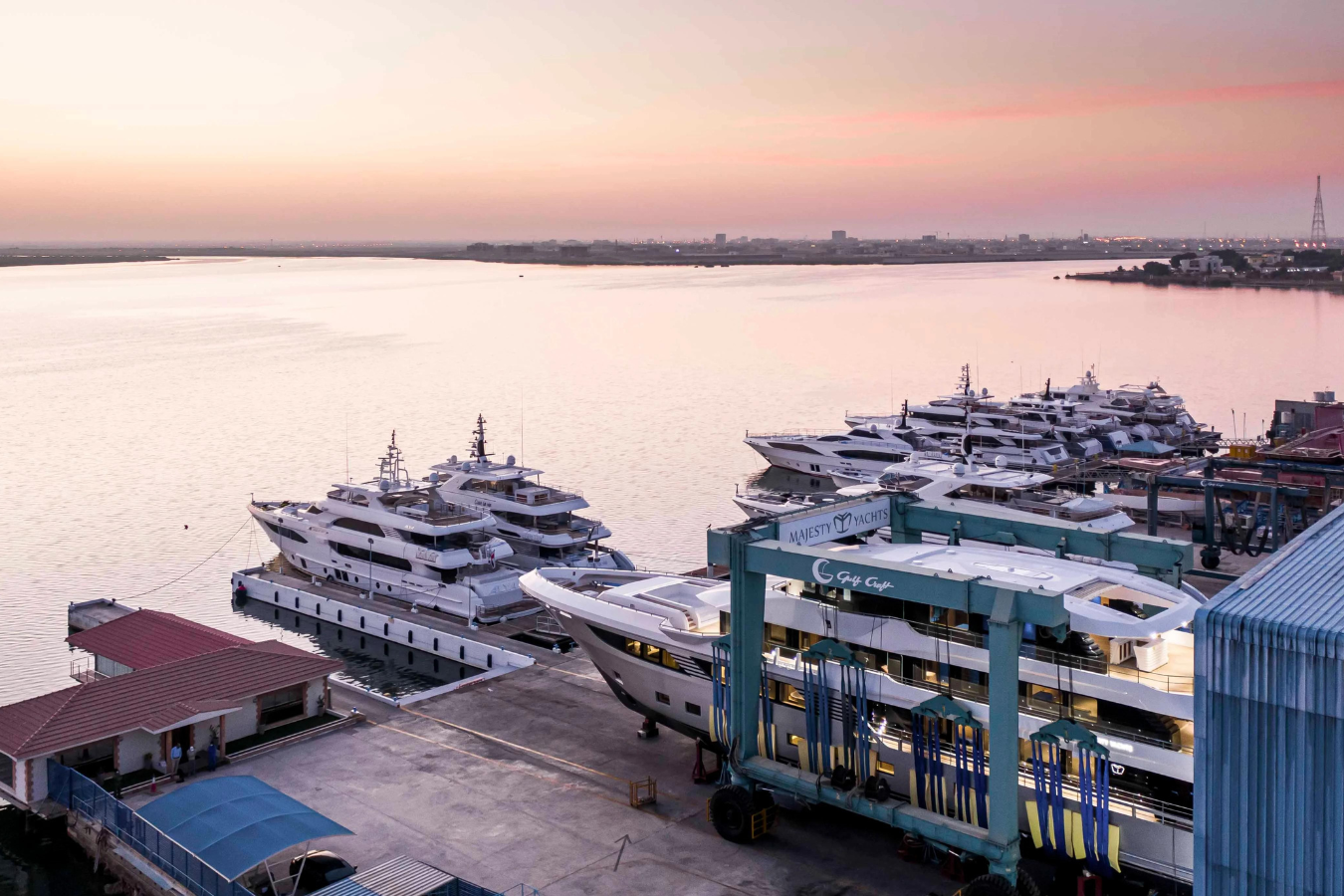 luxury yacht price in india