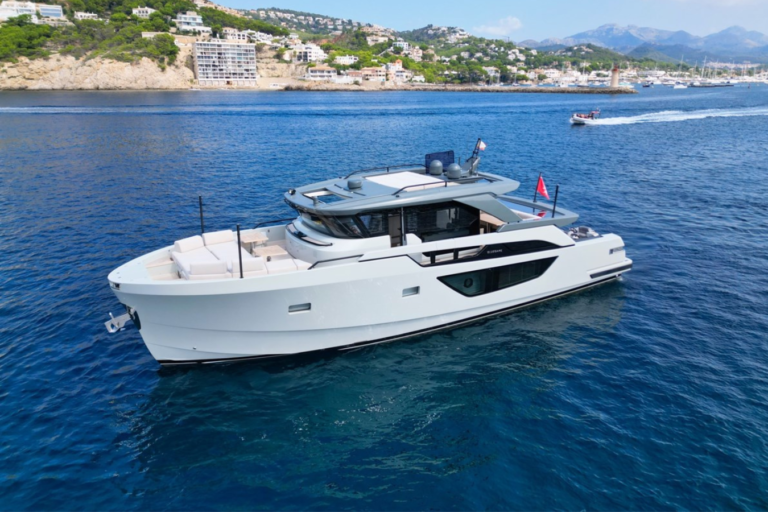 BLUEGAME 62 BGX60 REVOLUTION YACHT FOR SALE