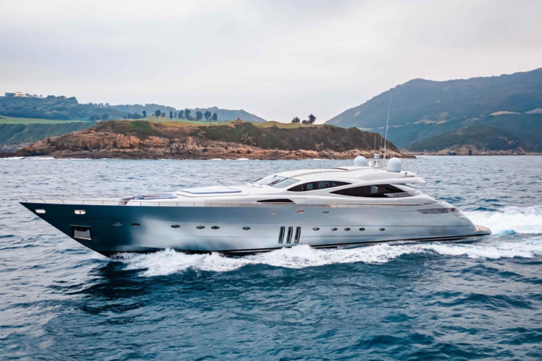 PERSHING 116 GAMMA YACHT FOR SALE