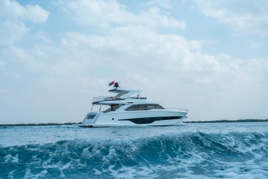 MAJESTY 72 YACHT FOR SALE | EXTERIOR (12)