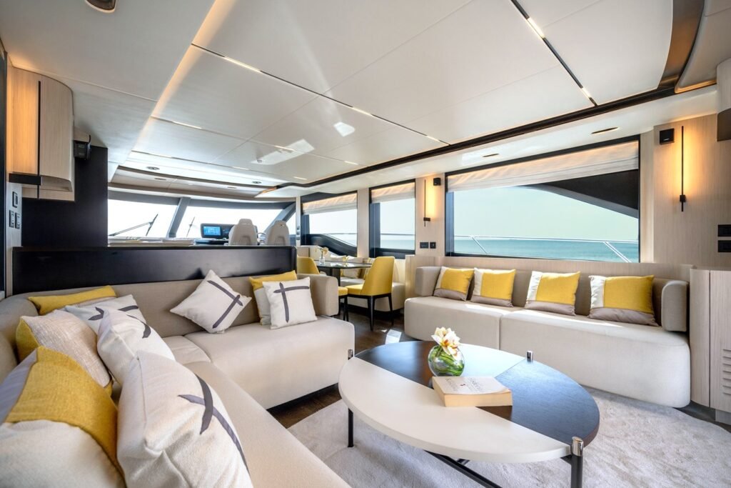 MAJESTY 72 YACHT FOR SALE | INTERIOR (9)