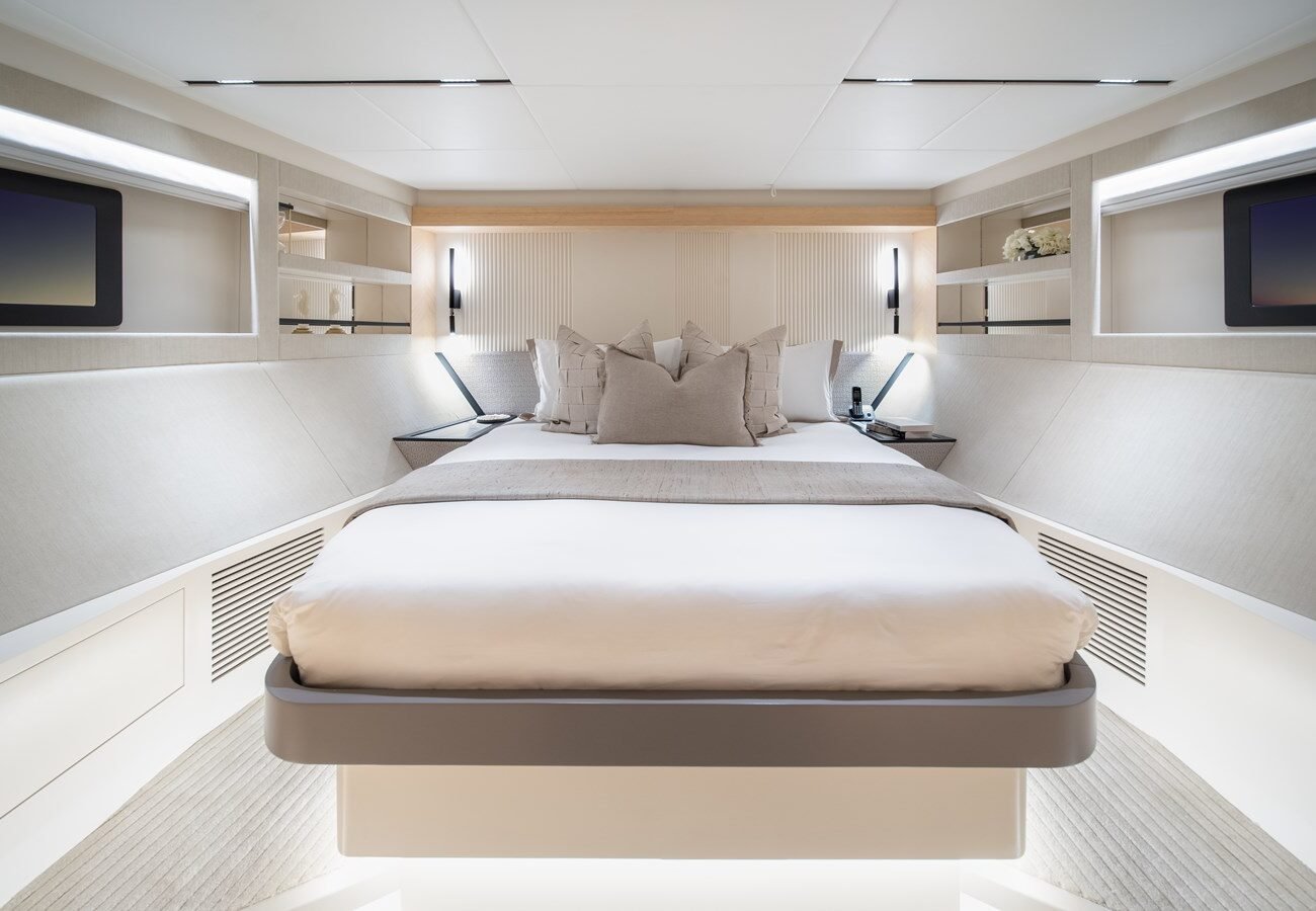 NOMAD 101 YACHT FOR SALE | INTERIOR (10)