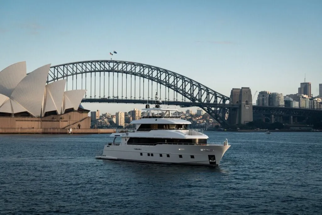 NOMAD 101 FLY 2023 YACHT IN VENDITA