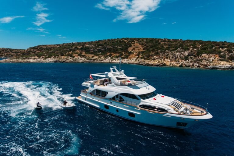 BENETTI 84 LEGEND REBECCA V YACHT FOR SALE