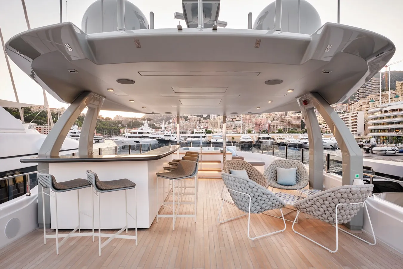 CUSTOM LINE NAVETTA 37 SOKNY YACHT IN VENDITA ESTERNO 7