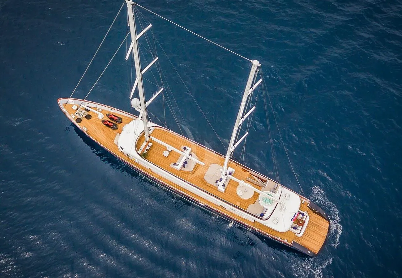 YACHT TRAMONTANA CLASE AZUL IN VENDITA - ESTERNI