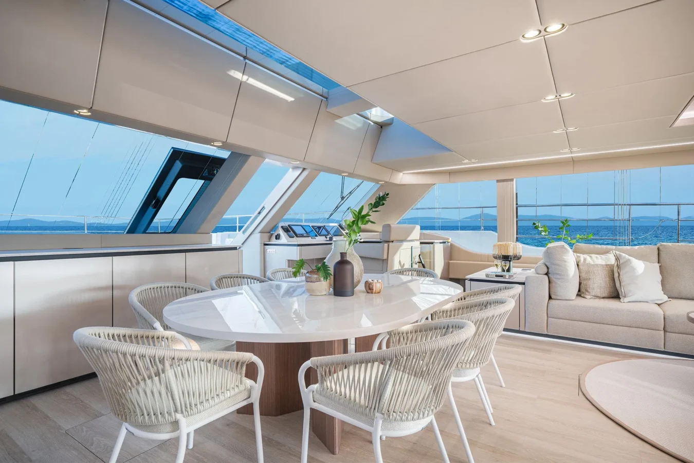 Sunreef 80 Power Kokomo luxury interior saloon