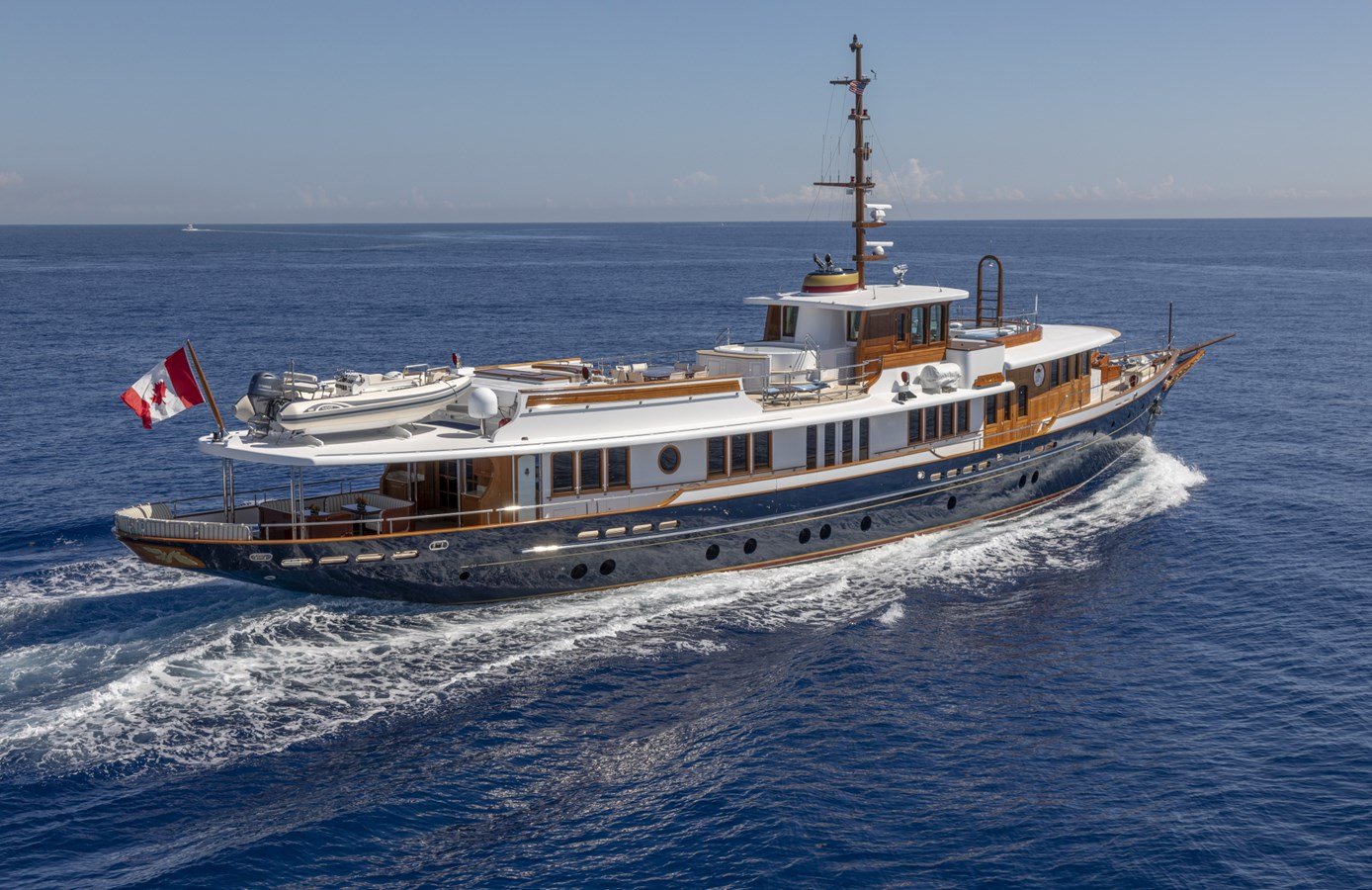 Burger Yacht Nadan yacht full profile