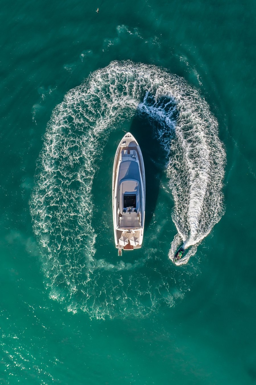 Sanlorenzo Violetta anchored peacefully in a serene Greek bay