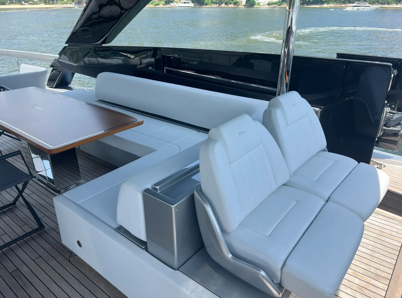 Mondomarine 165 Provocateur exterior view