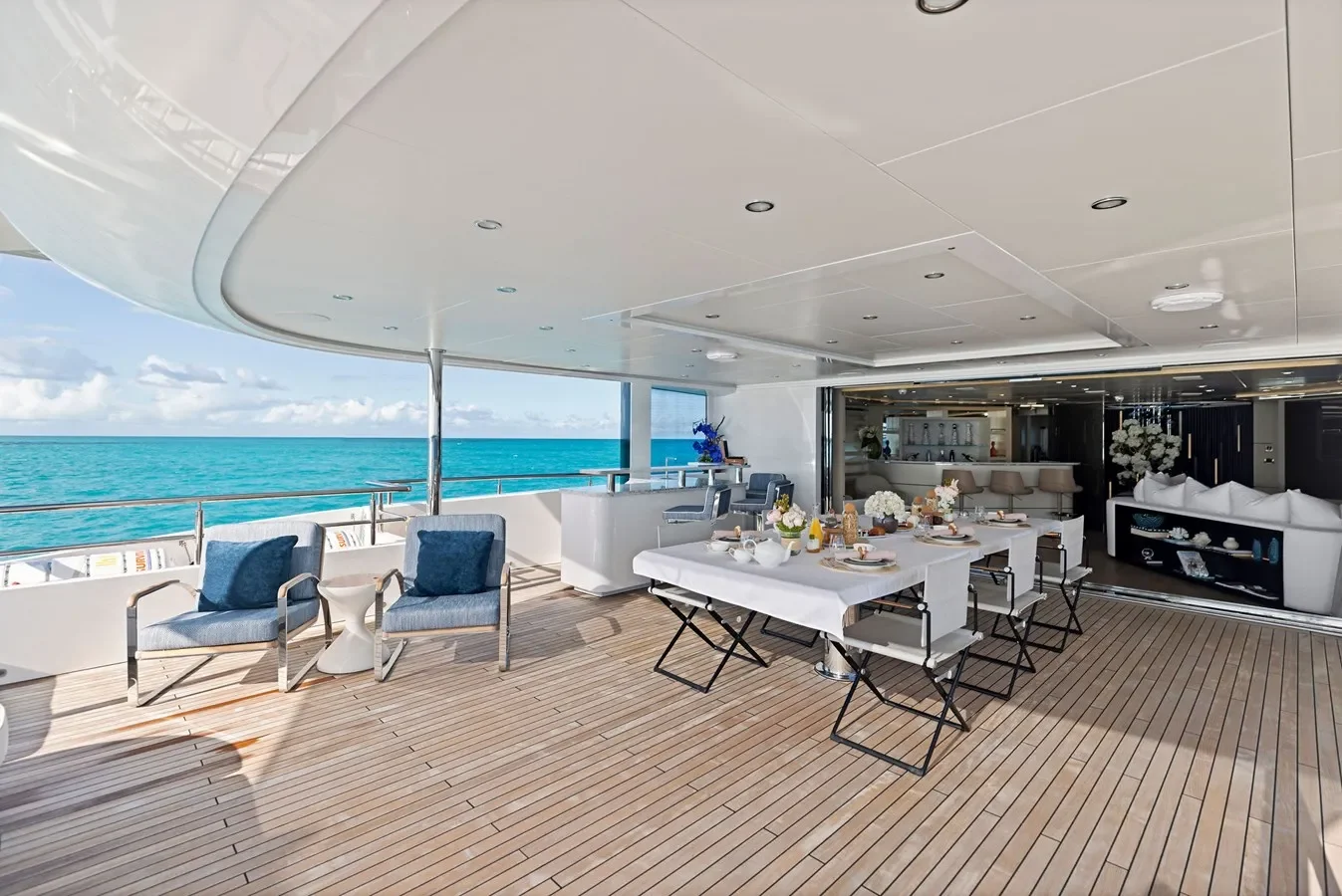 Aft dining area on Bilgin Yachts 156 Moonraker.
