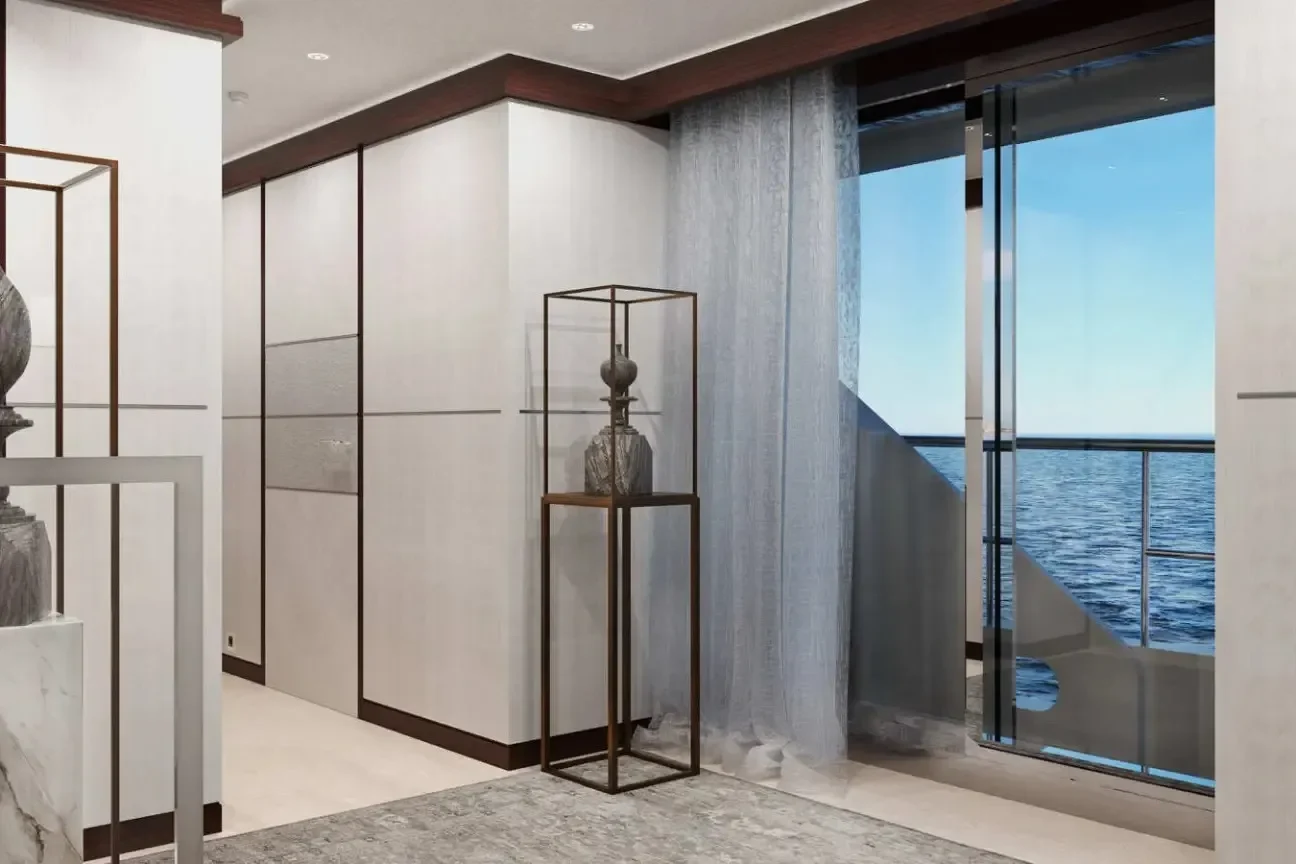 Hallway with ocean view on Heesen FRIDA 55M yacht