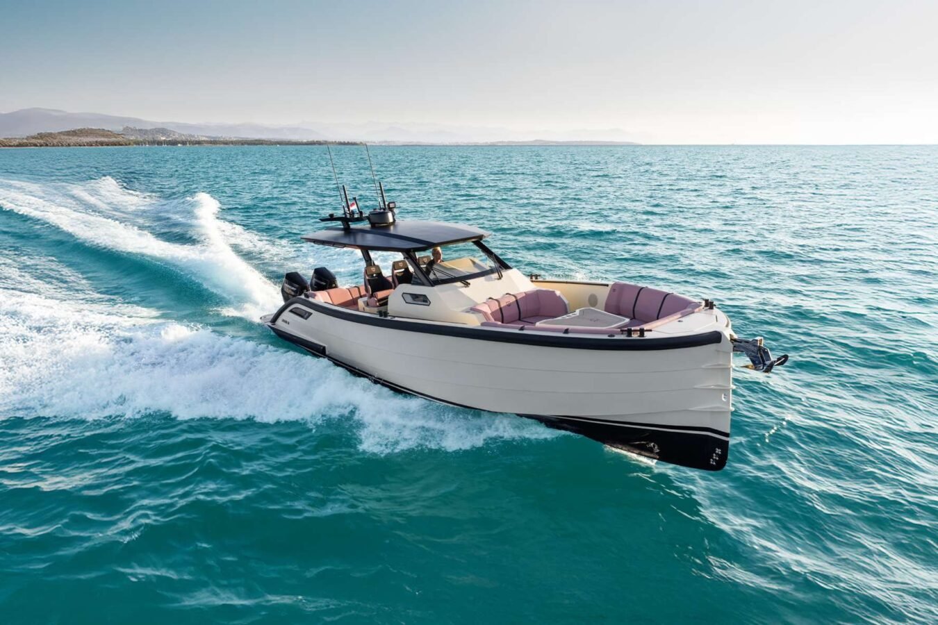 Photos of LEKKER 38 yacht cruising at speed, highlighting aluminium hull, open cockpit, and agile performance