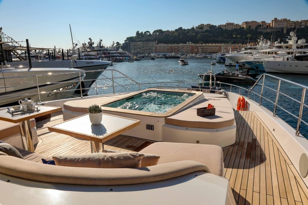 Gulf Craft Majesty pārdošanā Monako