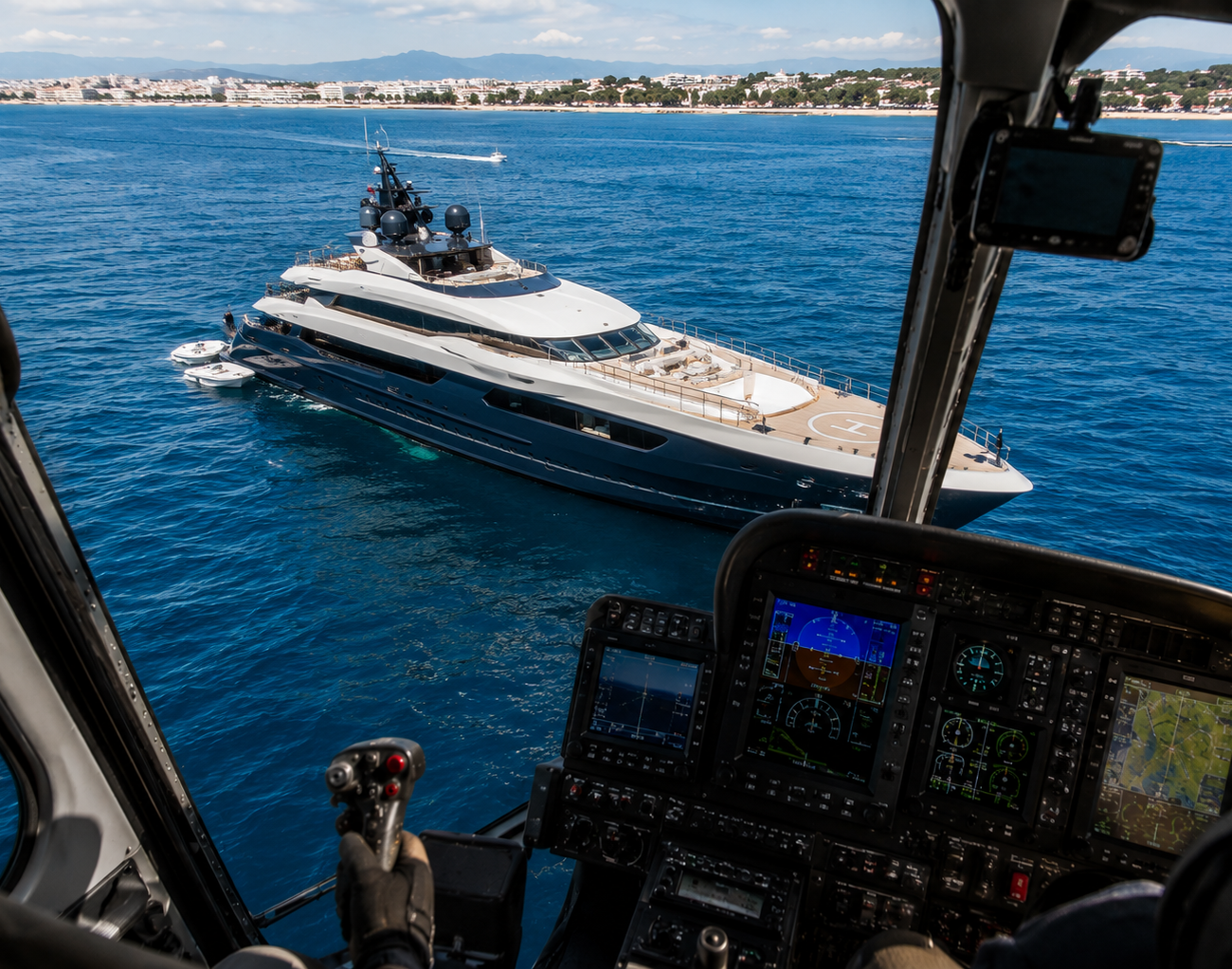 Mondomarine Sarastar Superyacht Charter