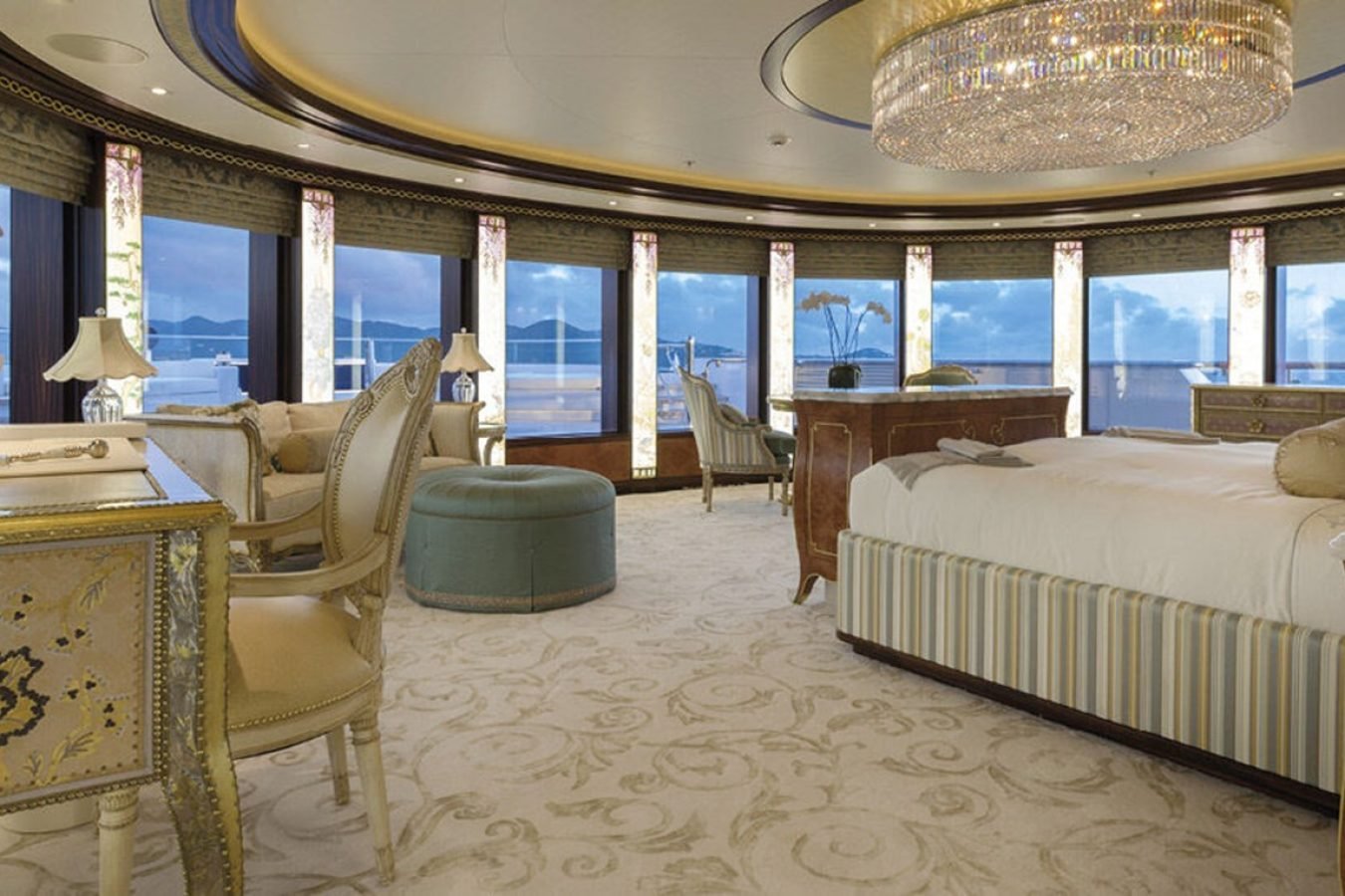 Lurssen Solandge Yacht for Charter (20)