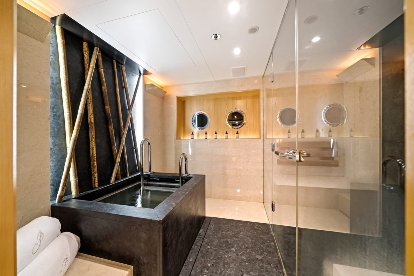Abeking & Rasmussen Amaryllis Yacht for Charter (11)